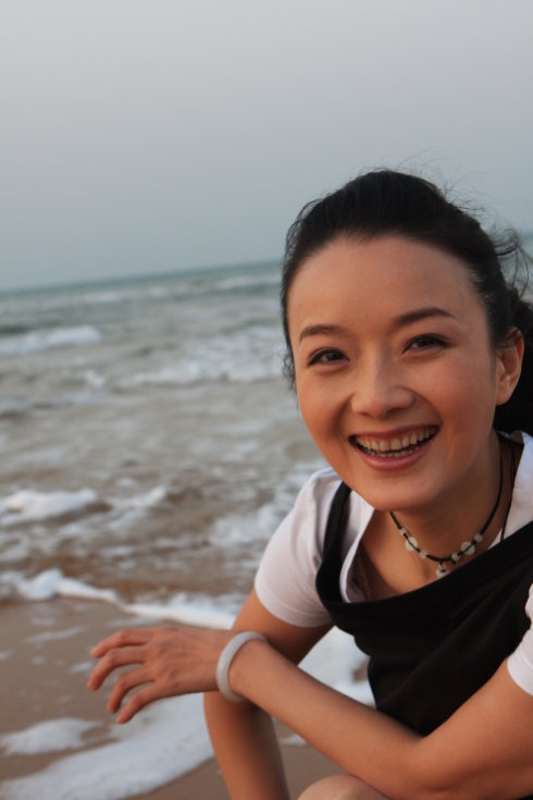  p>李梅可(原名李梅,曾用名李珊珊),出生于四川成都,中国内地女演员.