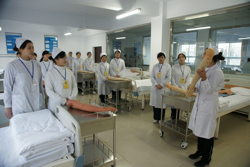  p>承德护理职业学院(chengde nursing vocational college),位于河北