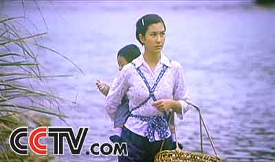  p data-id="gnwsvrjrqn">荷香,电影名,2003年福建电影制片厂出 品