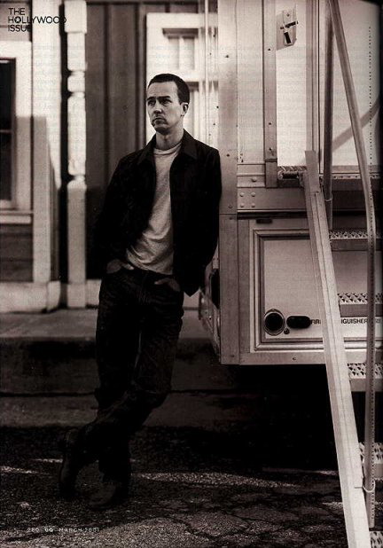  p>爱德华·诺顿(edward harrison norton),1969年8月18日出生于美国