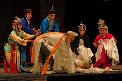  p>石家庄丝弦又名弦腔,弦索腔,河西调,小鼓腔,罗罗腔,女儿腔等,河北