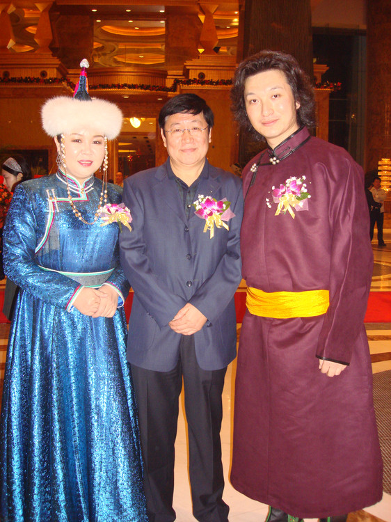  p>崔富,男,蒙古族.