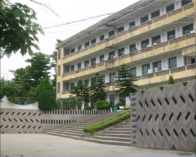  p> b>福建省霞浦第五中学 /b>,简称 b>霞浦五中 /b>,位于 a target="