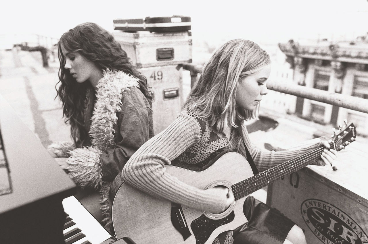  p>m2m是挪威双人女子歌唱组合,由 a href="#">玛丽特·拉森 /a>和 a