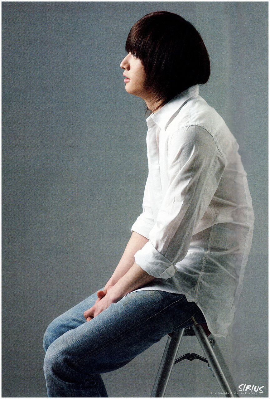  p>金成帝,1986年11月17日出生,韩国男歌手.