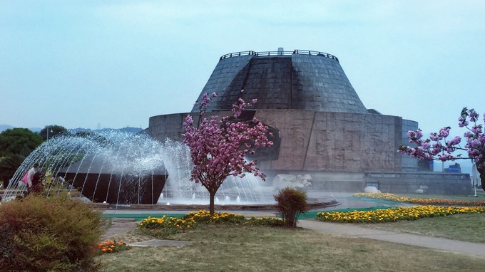 id="gnwkbylvxw">长江三峡工程坛子岭旅游区是三峡坝区最早开发的景区