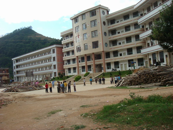 马街初级中学