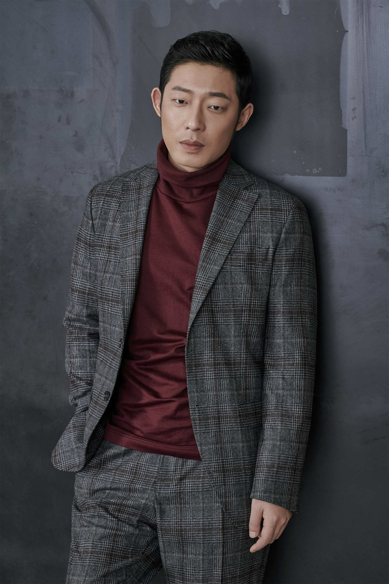 zwvzuv">韩立,出生于山西,毕业于北京师范大学艺术系,中国内地男演员