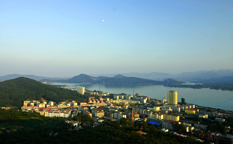  p>舞钢市,河南省辖县级市,由 a target="_blank" href="/item/平顶山