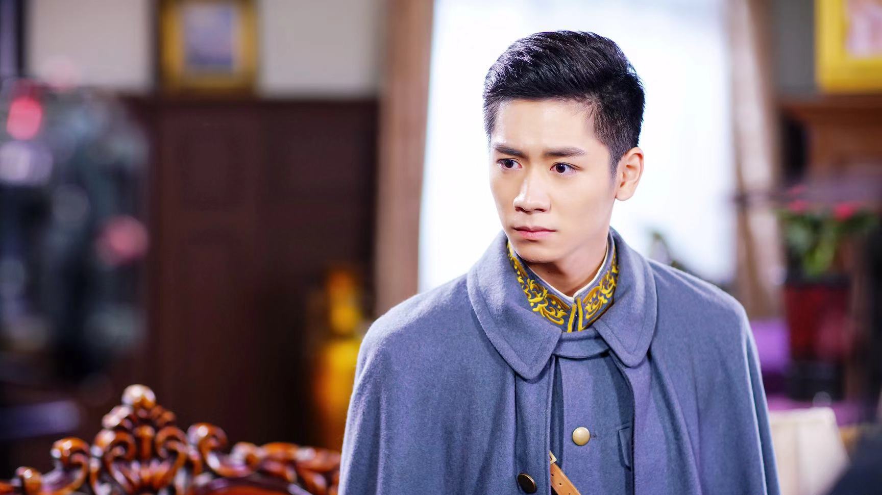  p>杨霖(james),原名杨太郎,1993年12月2日出生于浙江省杭州市,中国