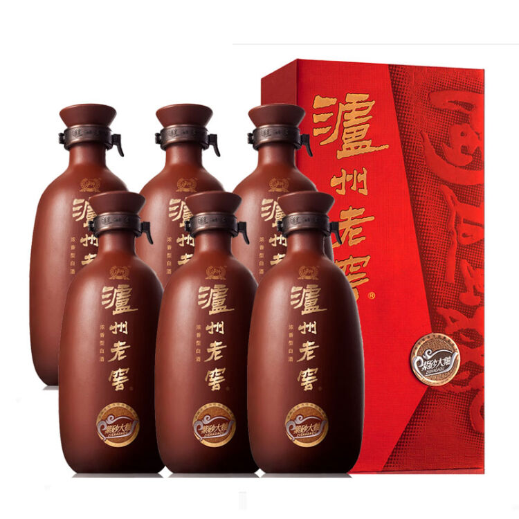  p>泸州老窖紫砂陶大曲是中国最古老的四大名酒,蝉联历届中国名酒称号