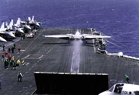 "gnx1v07ajd">罗斯福号航空母舰(英文:uss theodore roosevelt cvn-71