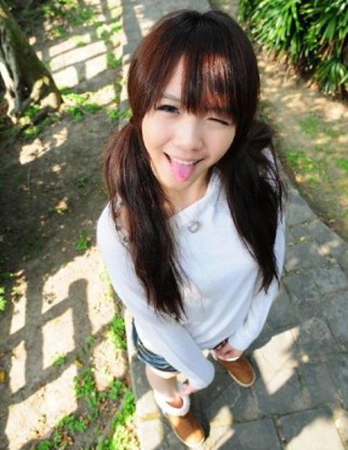  p>陈雅雯(vivian),1994年1月15日出生,是台湾channel [v]娱乐台的