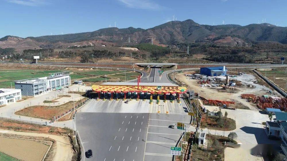  p data-id="gnhg7sfce8">仁兴镇,隶属于云南省楚雄彝族自治州禄丰市