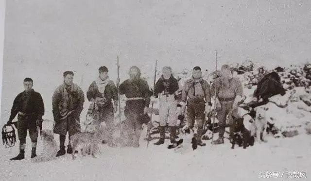 八甲田山雪中行军遇难事件