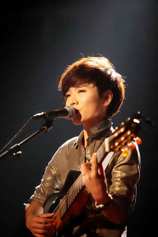  p>《凡是》是 a target="_blank" href="/item/许飞/48691" data