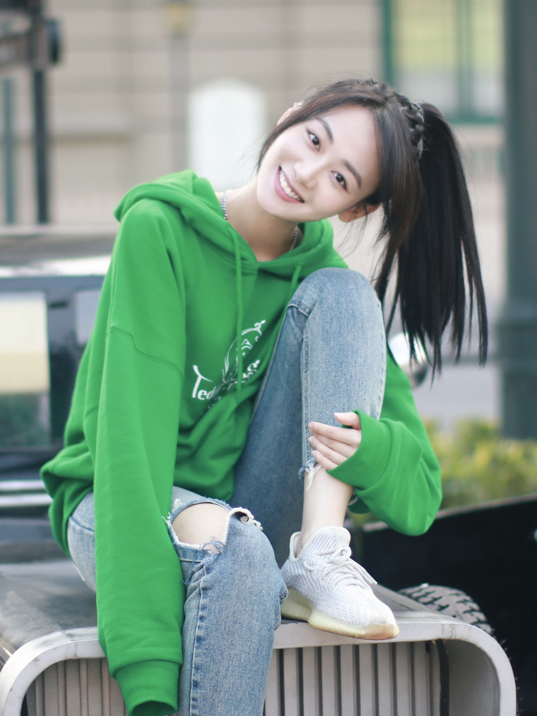  p data-id="gnbs8wndzs">宋美洁,女,中国内地