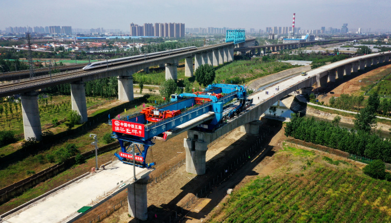  p>银西高速铁路(yinchuan-xian high-speed railway),简称银西高铁