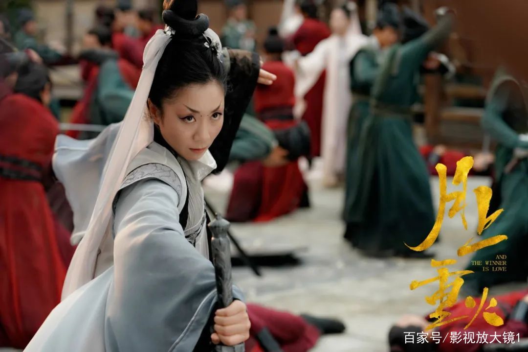 专访《月上重火》周小飞：功夫女星的“飞”凡人生_百科TA说
