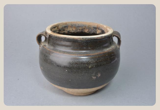 元黑釉双耳罐