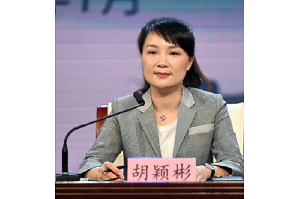 ="tfzozf8borbm">现任贵港市覃塘区委常委,统战部部长,政协党组副书记