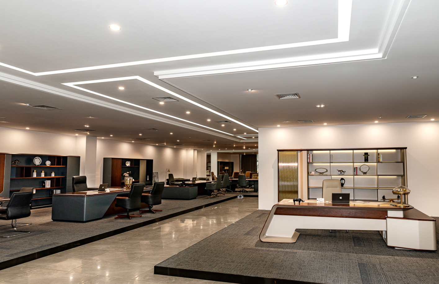 广东鸿业家具制造有限公司