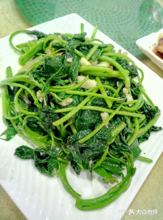 猪油炒蕃薯藤