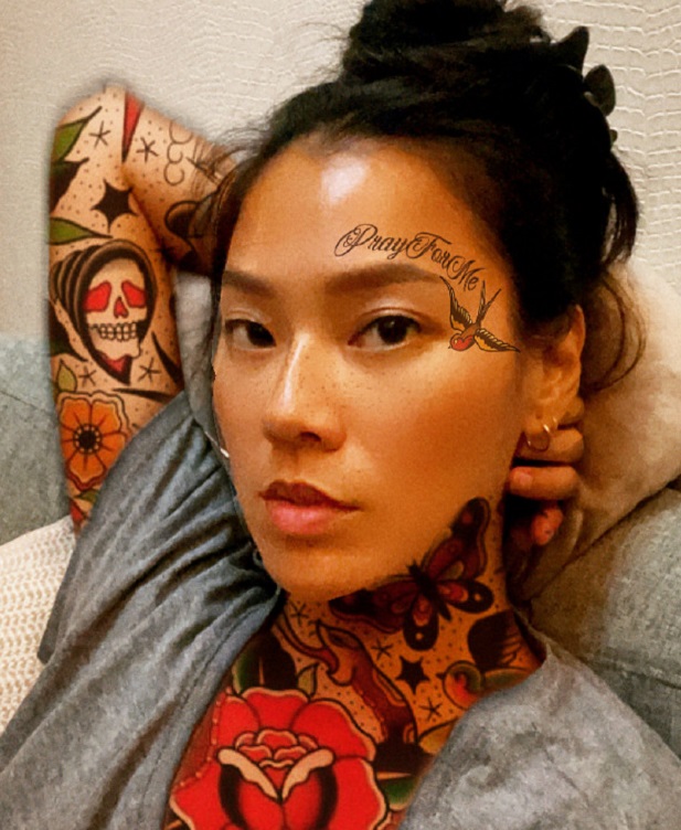 台湾知名女模特,从艺于伊林模特公司,有着"黑珍珠"之称