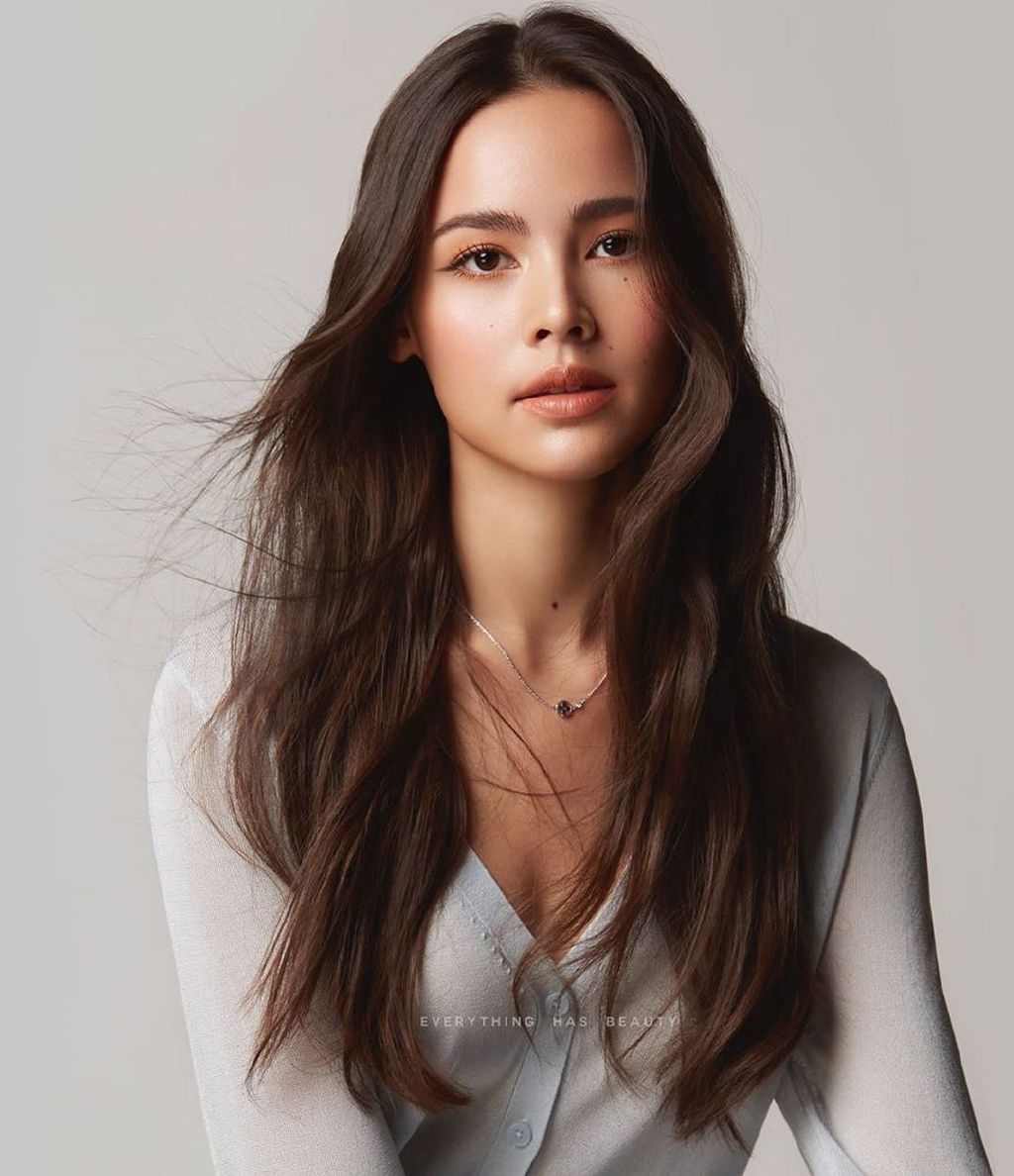 萨雅·斯帕邦德(yaya),1993年3月18日出生于泰国芭提雅,泰国,挪威混血