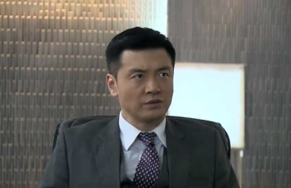 李安瑞,中国首部季播励志喜剧《 a target="_blank" href="/item/丑女
