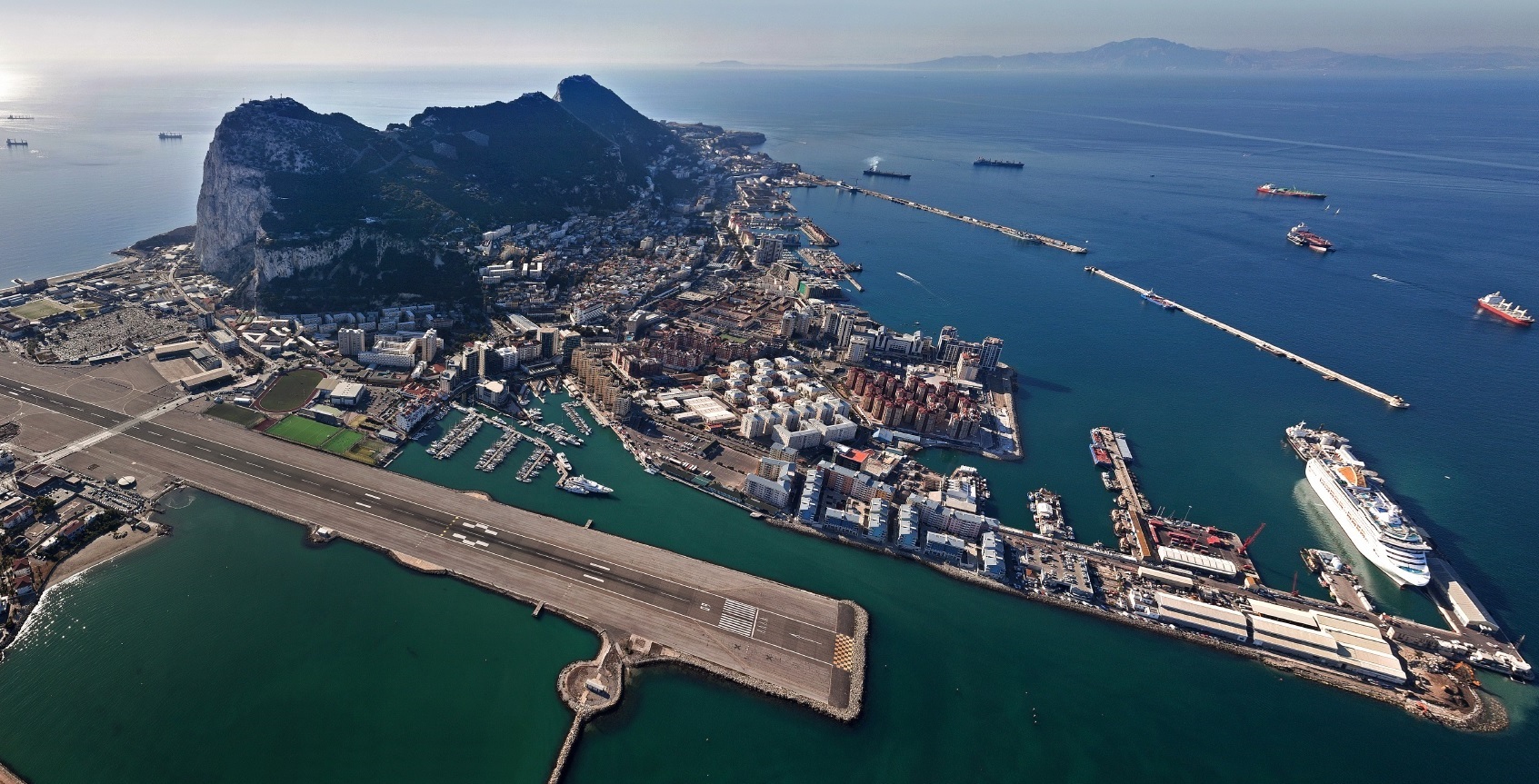 (英文:gibraltar, a target="_blank" href="/item/西班牙文/5457070"