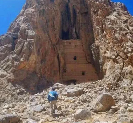 青海都兰县热水墓群2018血渭一号墓