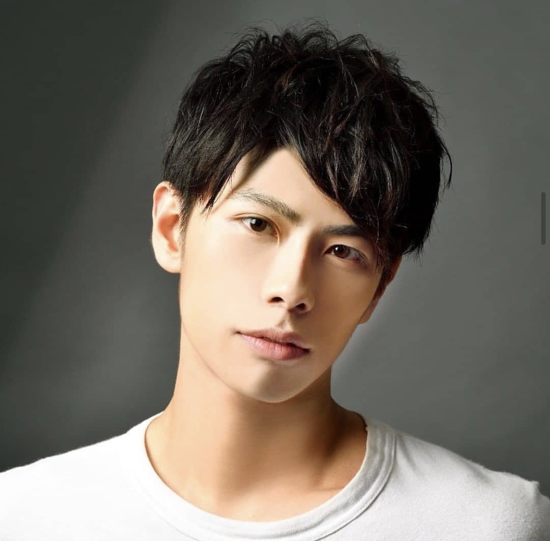  p>樱庭大翔(さくらば はると),日本男演员,中日混血.