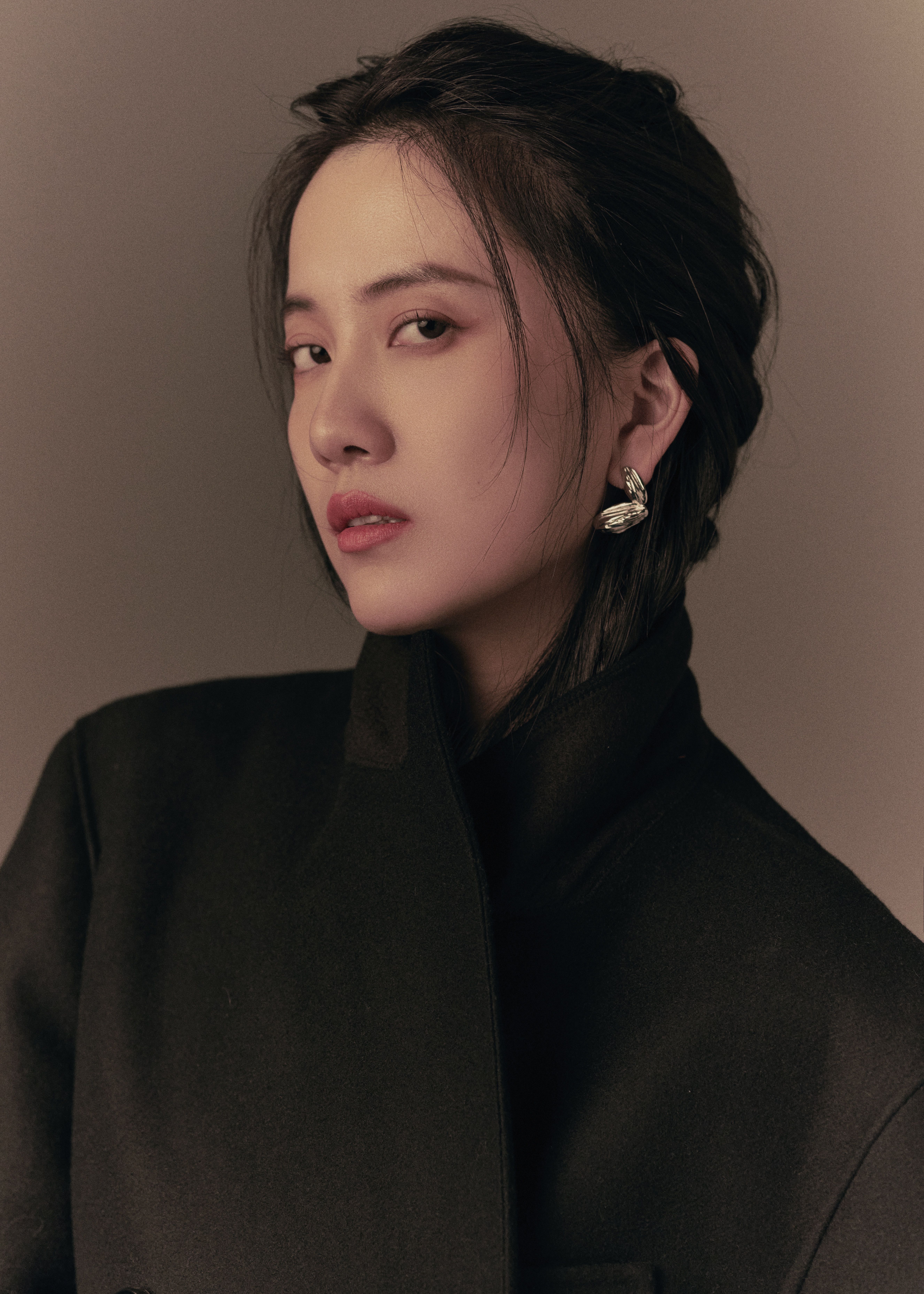  p data-id="gnbsajpjgx">白澜,中国内地影视女演员,毕业于北京电影