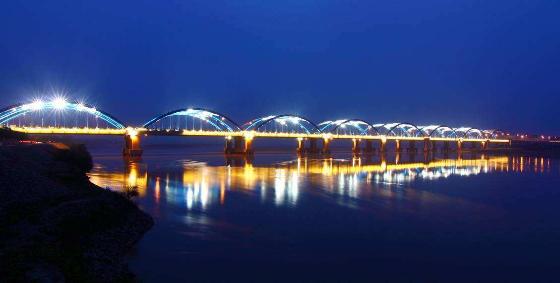 京珠高速公路郑州黄河特大桥