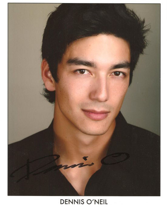  p>丹尼斯·吴,1981年8月29日出生于美国,美籍影视男演员.