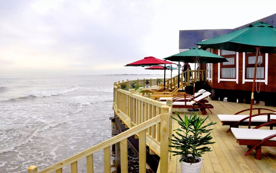  p>金沙岛景区是河北省 a target="_blank" href="/item/唐山市