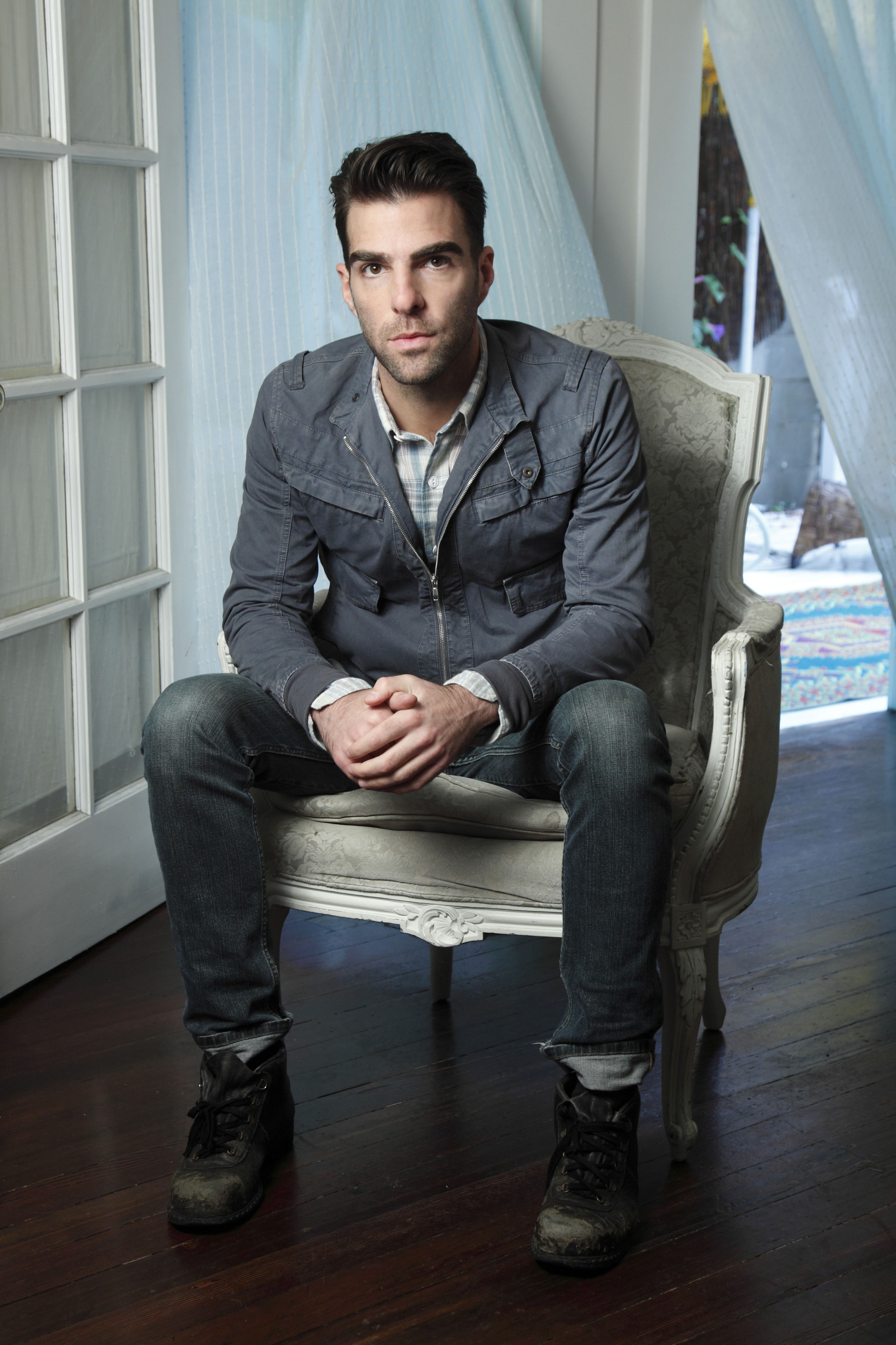  p>扎克瑞·昆图(zachary quinto),1977年6月2日出生于美国宾夕法尼亚