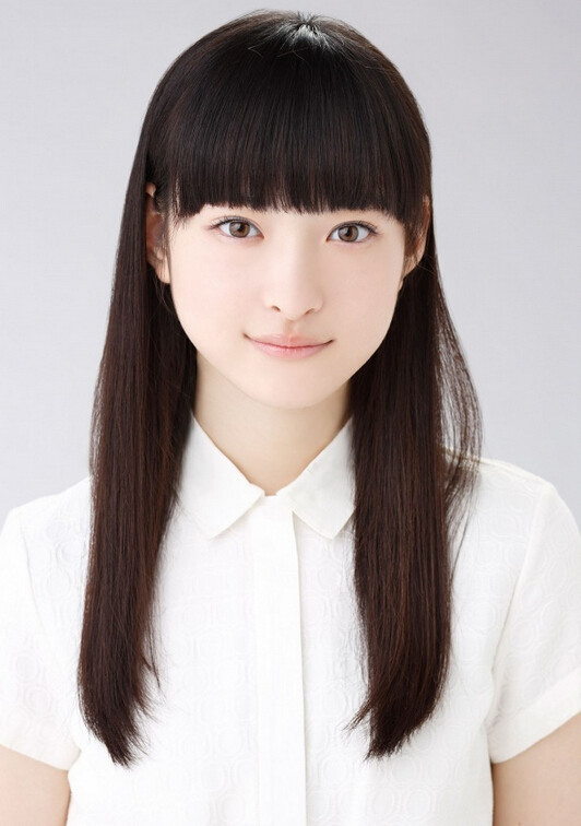 事务所艺能3部"3bjunior"旗下艺人,私立惠比寿中学成员,出席番号9番