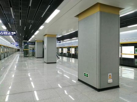 武汉地铁11号线