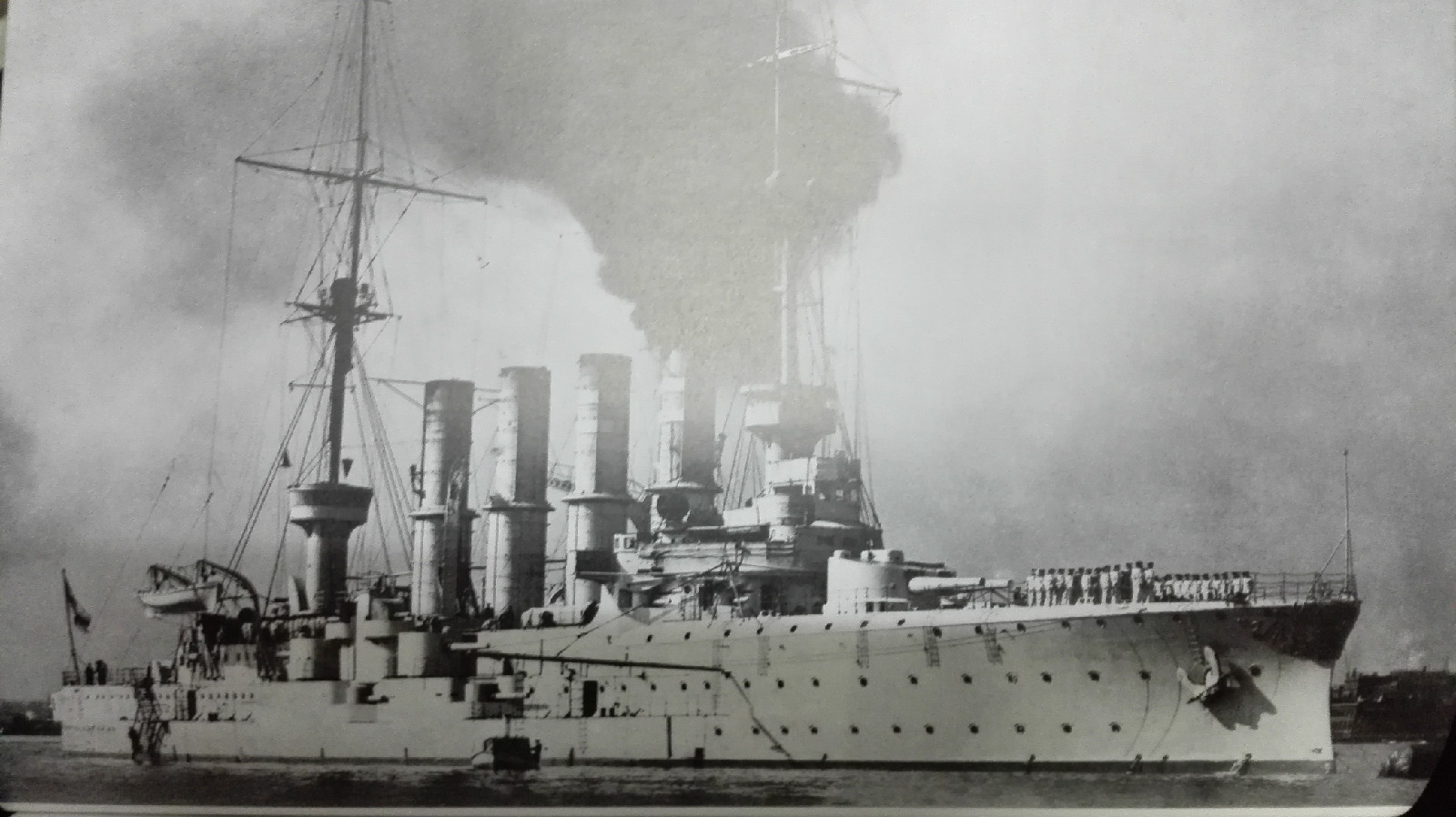  p>约克级是按照德国海军1901年计划为侦查舰队建造的装甲巡洋舰,共2
