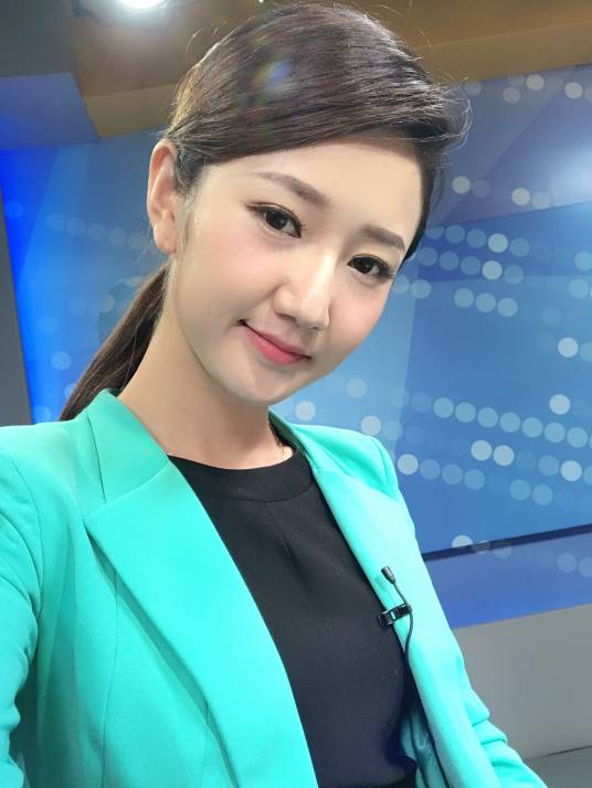 李燕妮（主持人）_百度百科
