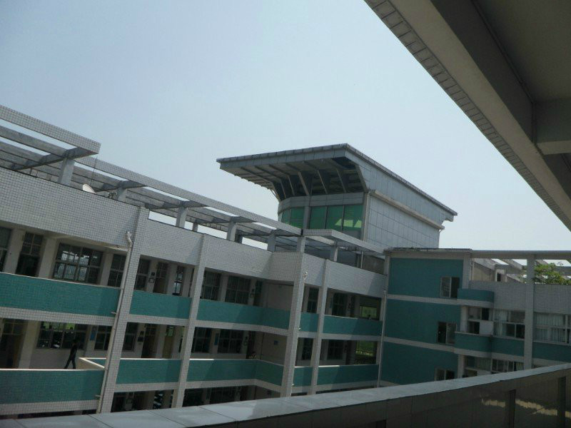 middle school of yuechi county in sichuan province),简称岳池一中