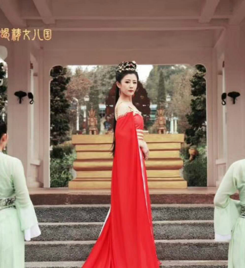  p>《妖梦西游之蝎精女儿国》是由楚人勤导演,李晓晖编剧,付赫安琪,杨