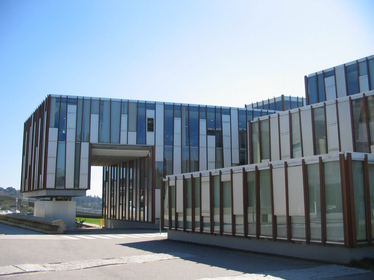  p>维戈大学(西班牙语 universidad de vigo, a href="#" data-lemma