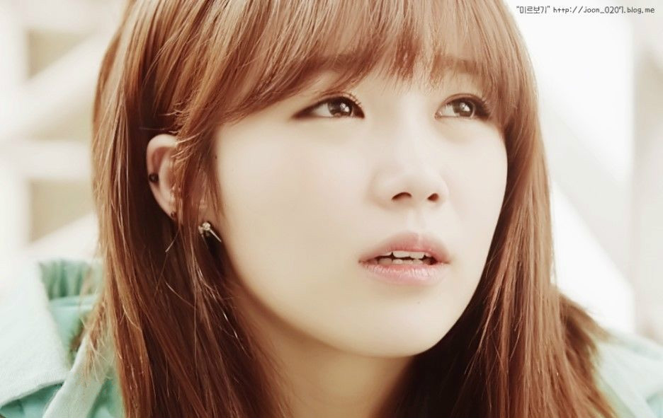 jung eun ji),原名郑慧林,1993年8月18日出生于韩国釜山