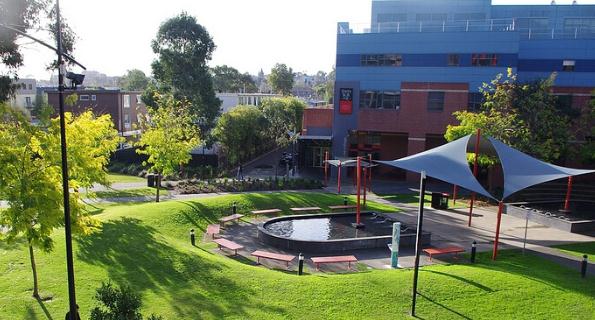  p>斯威本科技大学(swinburne university of technology)简称sut