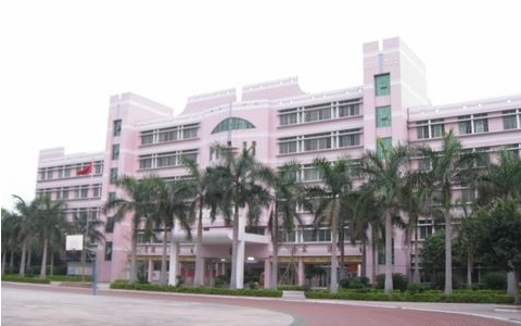 开平市港口中学