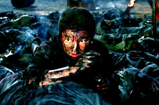 《夜袭》是由 a target="_blank" href="/item/山西电影制片厂