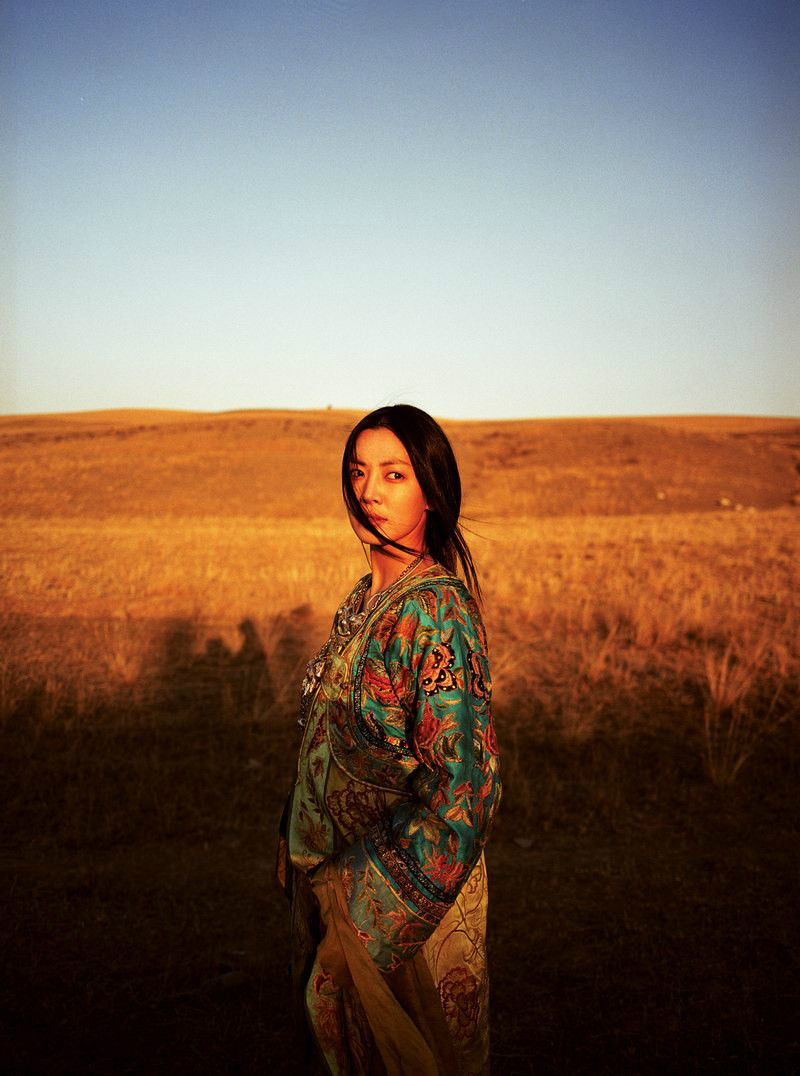  p>《七剑》是由香港作家 a target="_blank" href="/item/梁羽生